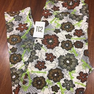 LuLaRoe TC2 Leggings Halloween Themed